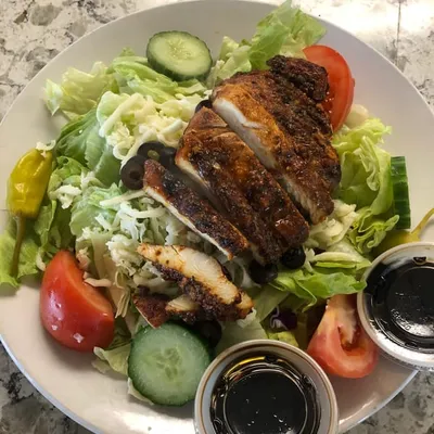 Chicken Doo-Dah salad at Spiro's Pizza & Pasta in Shoreline WA
